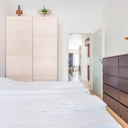 Huoneisto Wehost Messeniuksenkatu